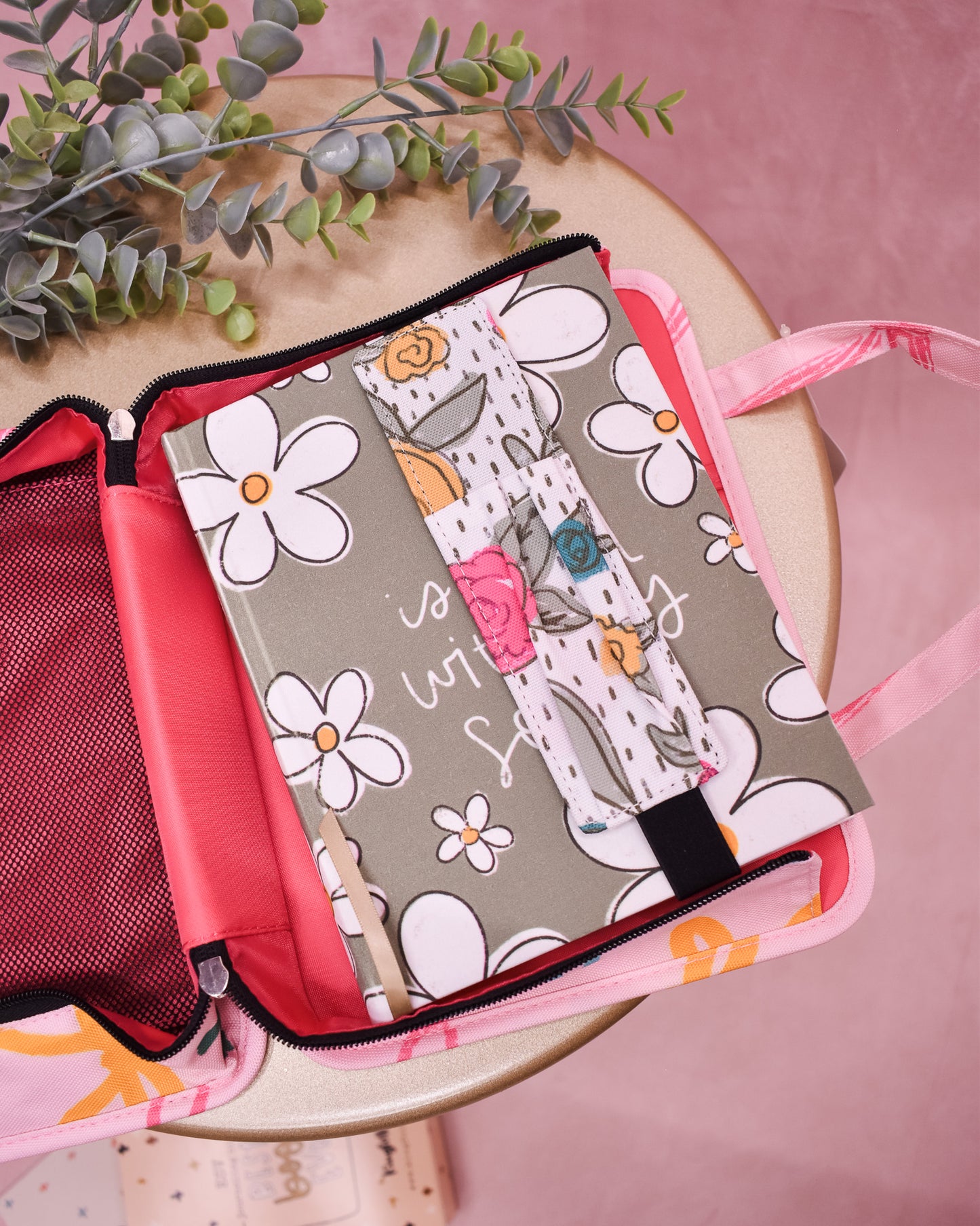 Kingfolk Co. Elastic Pen Holder