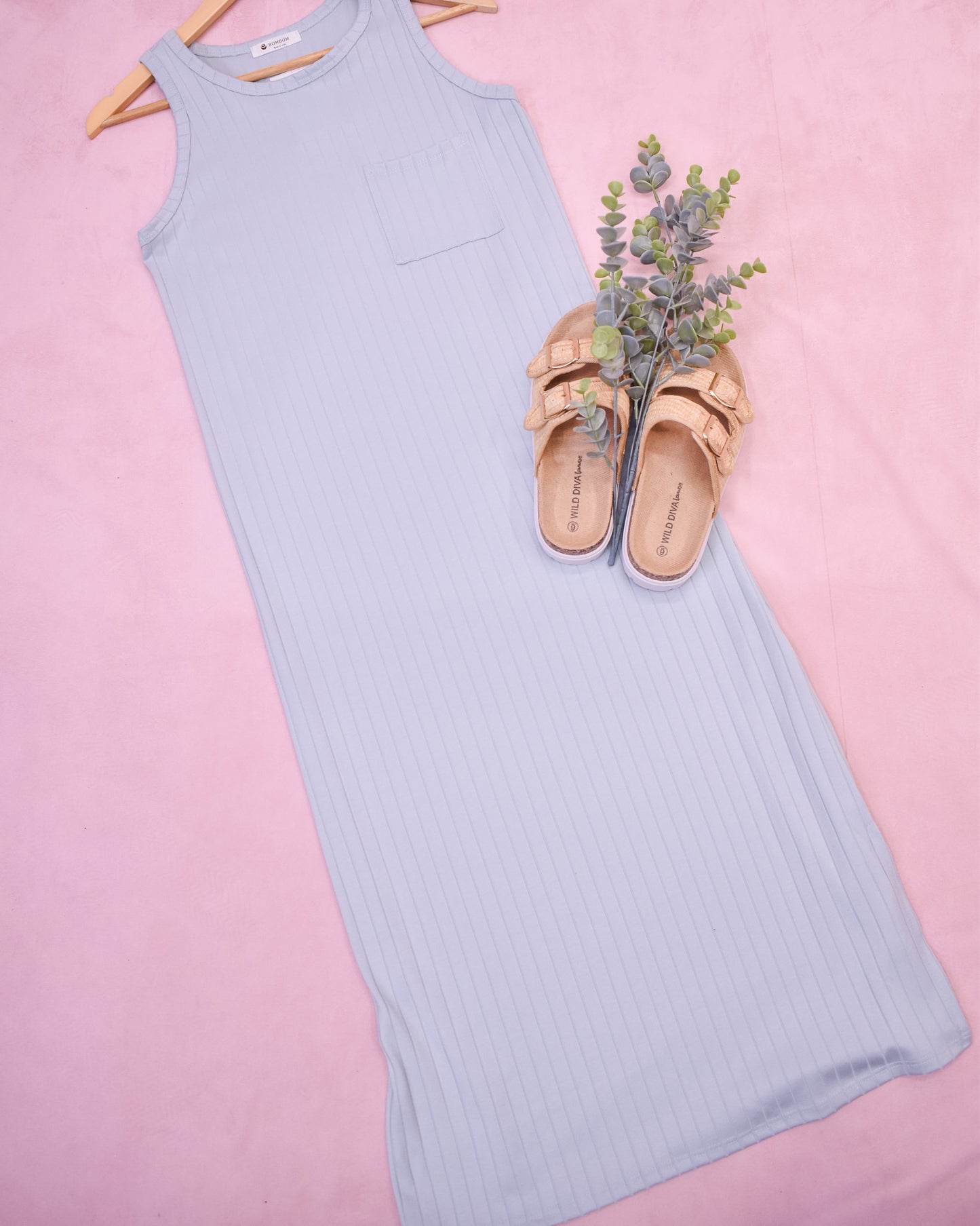 Sweet Smile Ribbed Knit Midi Dress
