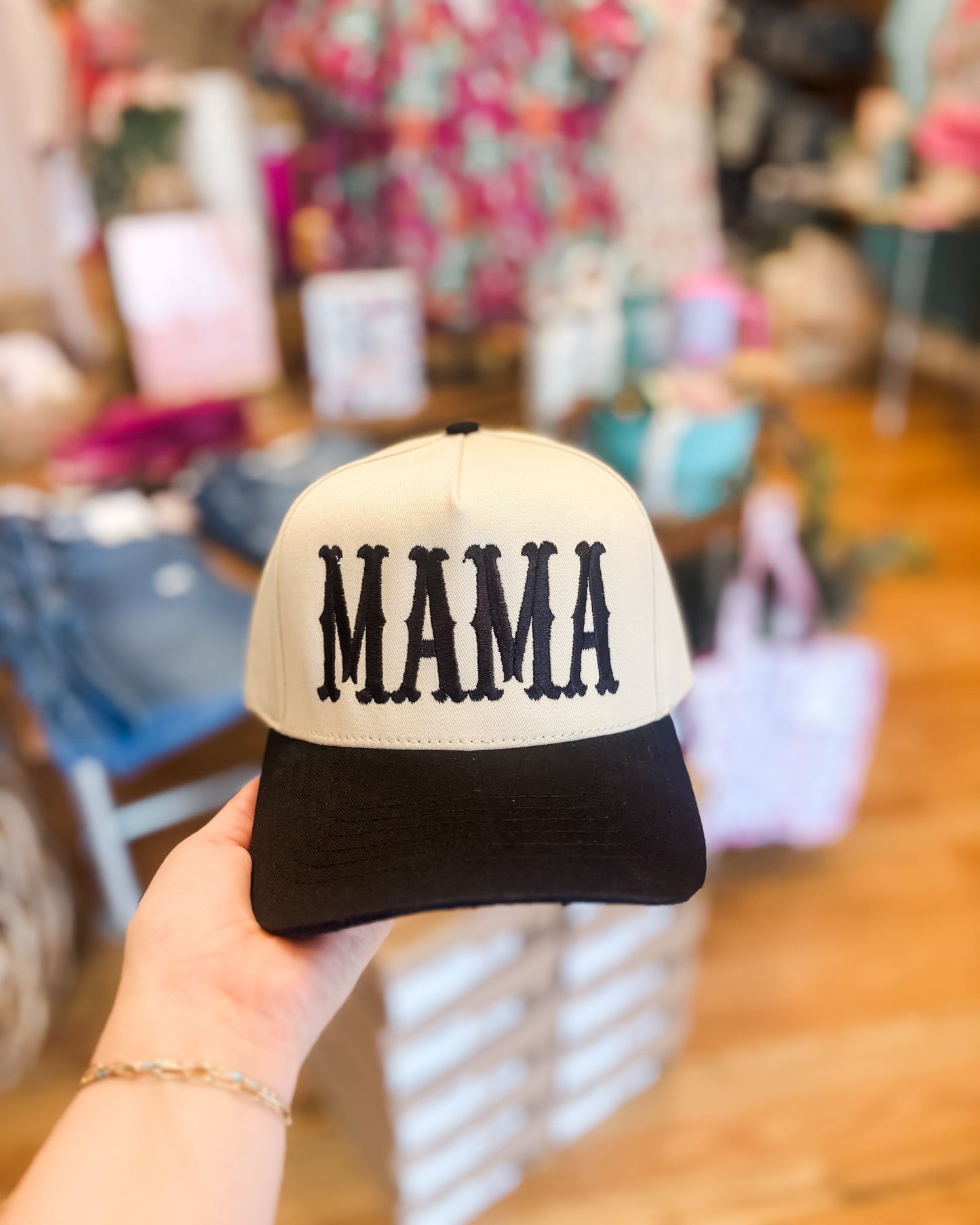 Mama Embroidered Baseball Hat