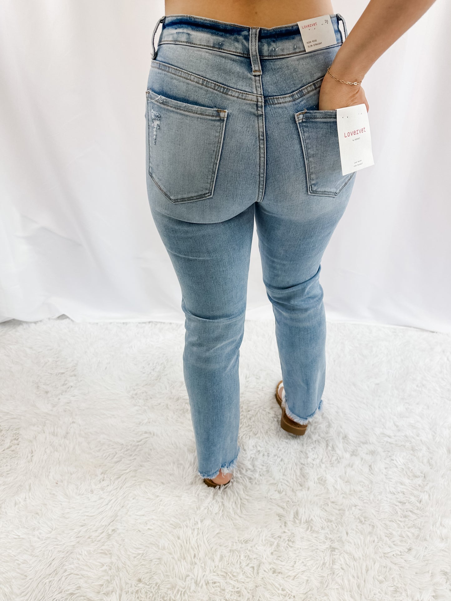 Vervet Hug Slim Straight Jeans