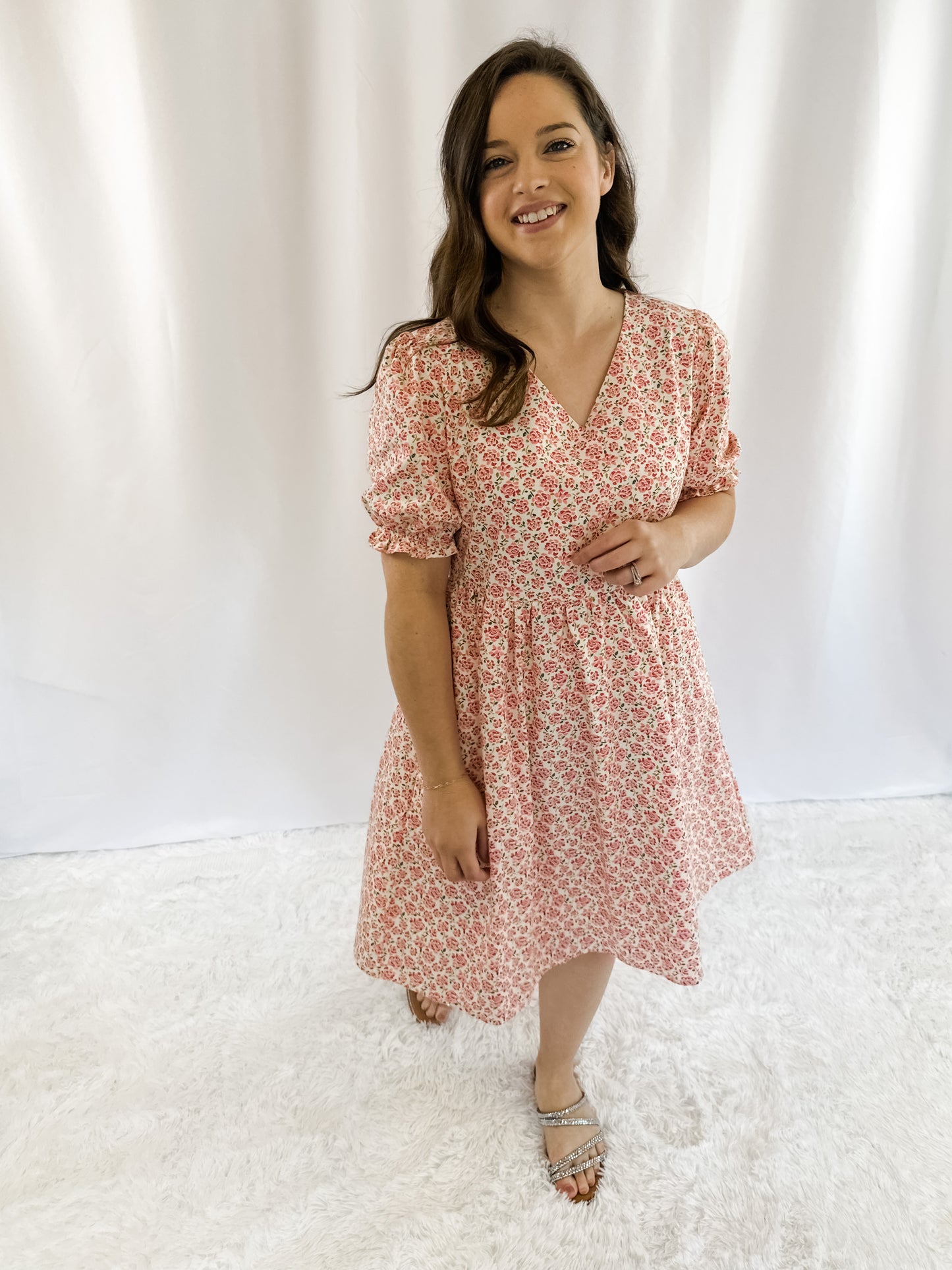 Pretty in Flowers Vneck Dress