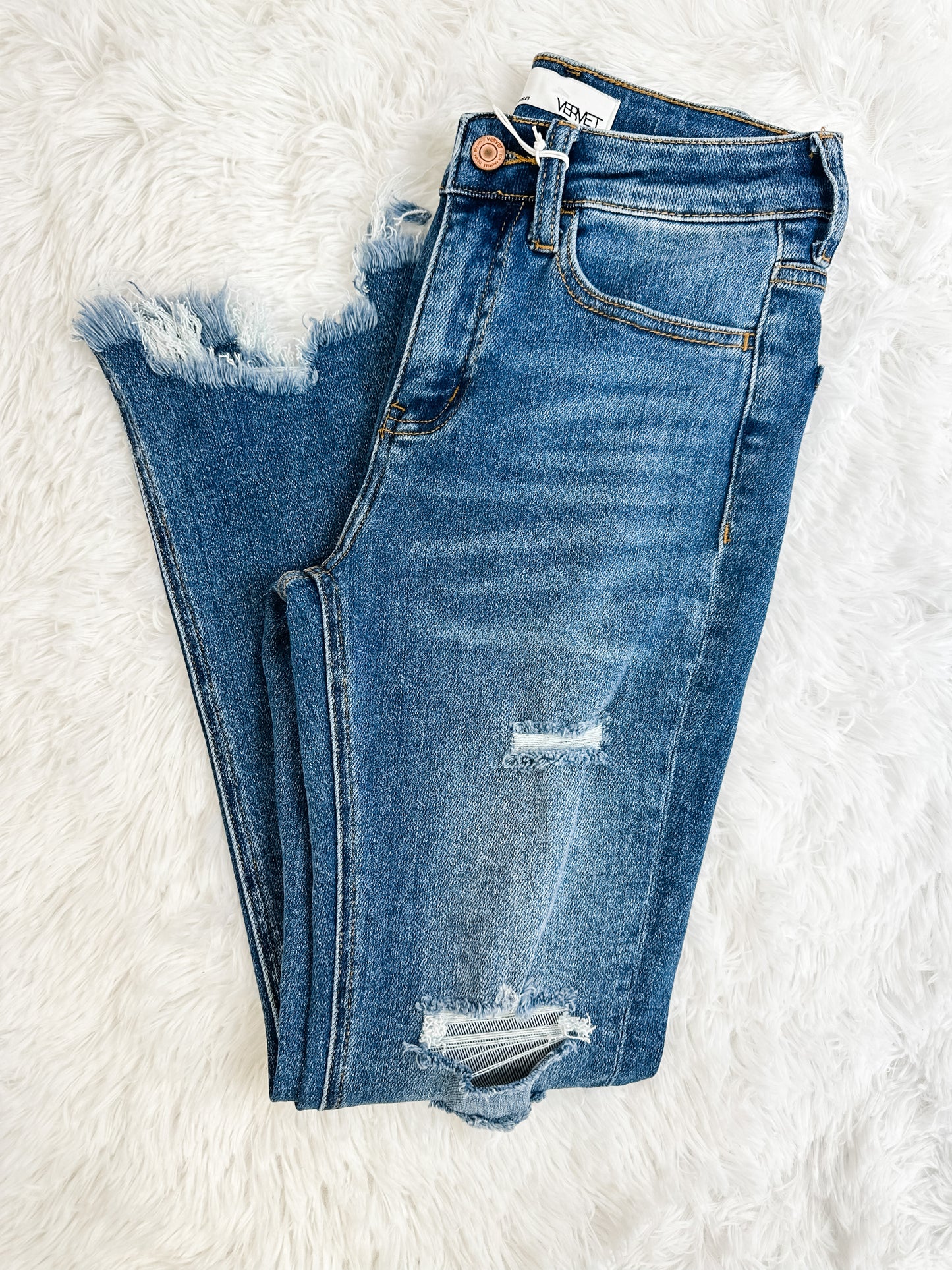 Vervet Frayed Hem Crop Flare Jeans