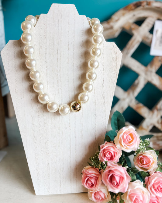 chunky beaded necklace