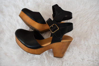 Hey Darling Faux Leather Clogs