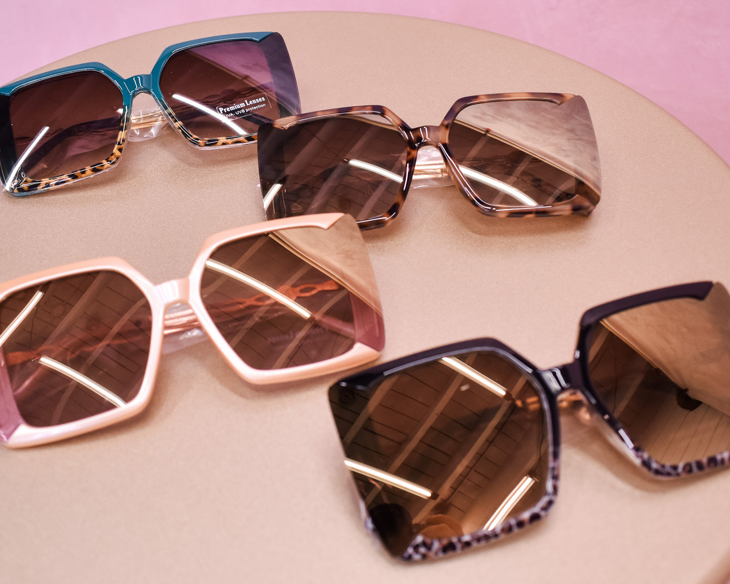 Veda Retro Square Oversized Sunglasses