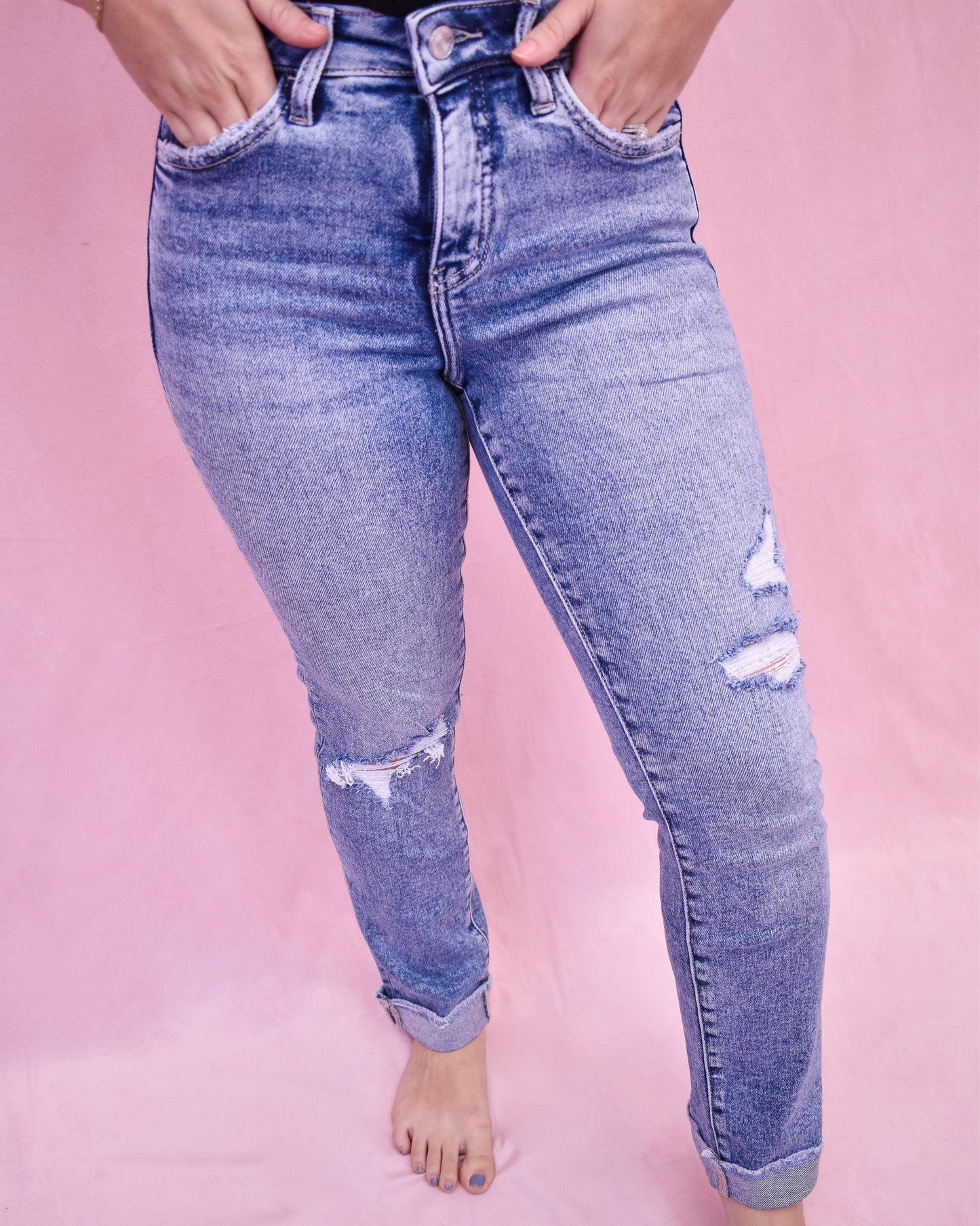 Lovervet High Rise Cuff Slim Straight Jean