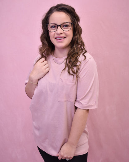 short sleeve light pink tee with oversize fit and front chest pocket