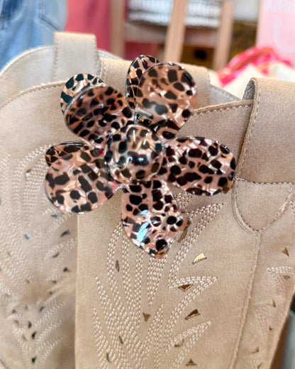 Jumbo Leopard Print Hair Claw Clip