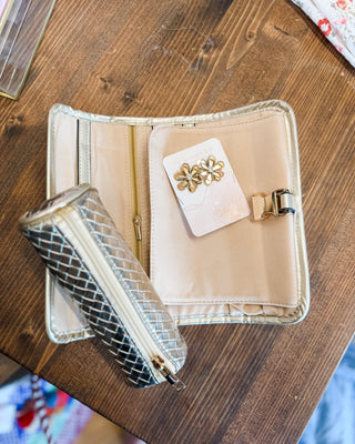 Jewels on the Go Woven Vegan Leather Jewelry Organizer