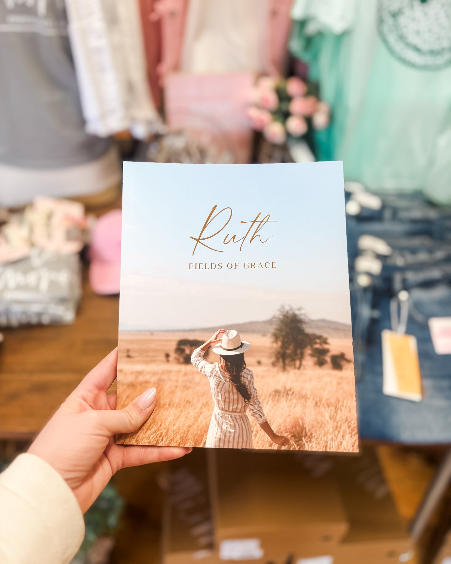 paperback bible study guide of Ruth