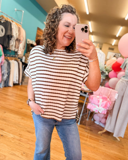 Short sleeve striped texture top with hi low hem