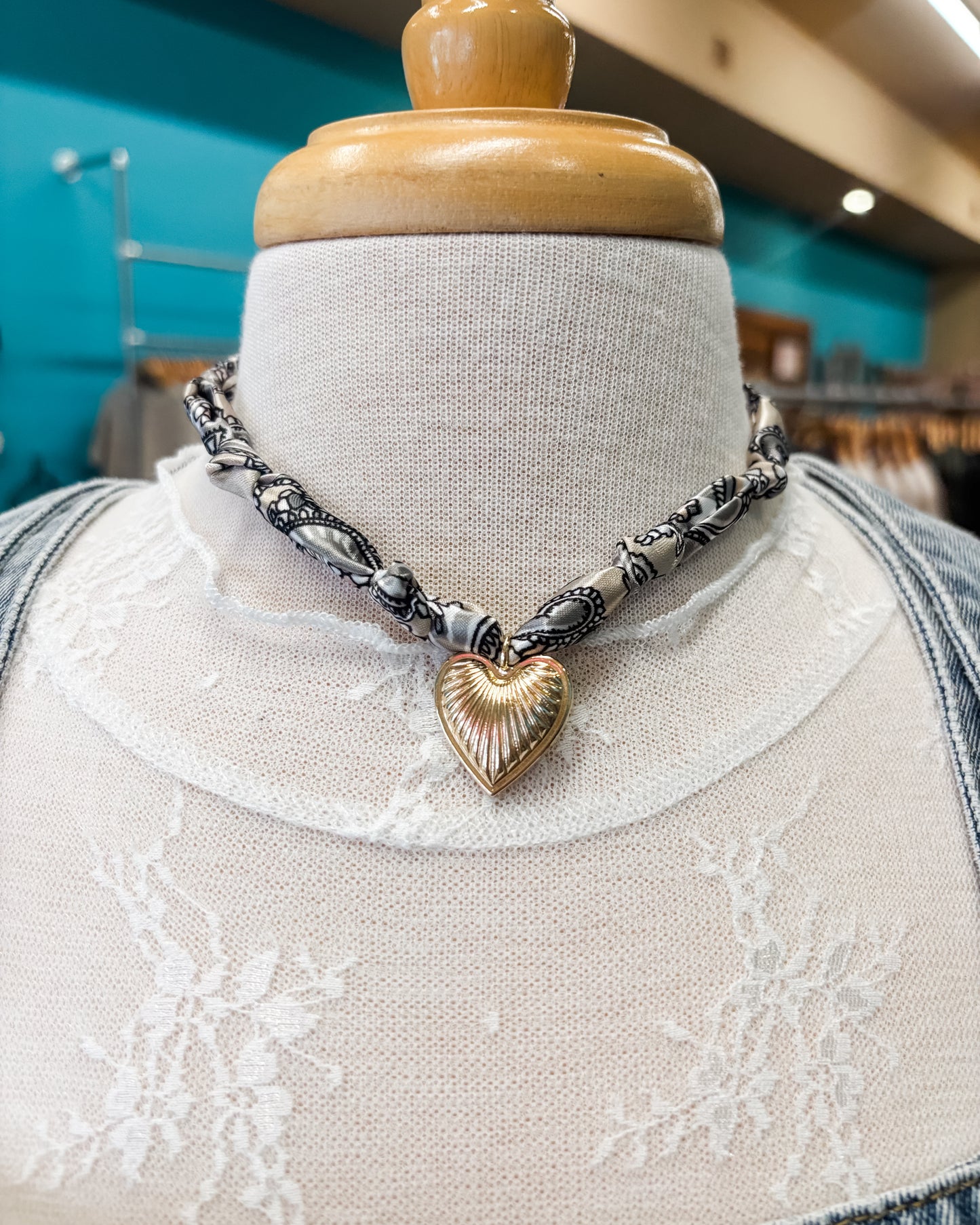 Textured Heart Pendant Knotted Bandana Necklace