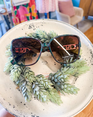 Clara Large Lenses Sunglasses - The Southern Loft