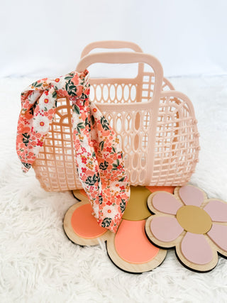 Let's Getaway Jelly Basket - The Southern Loft
