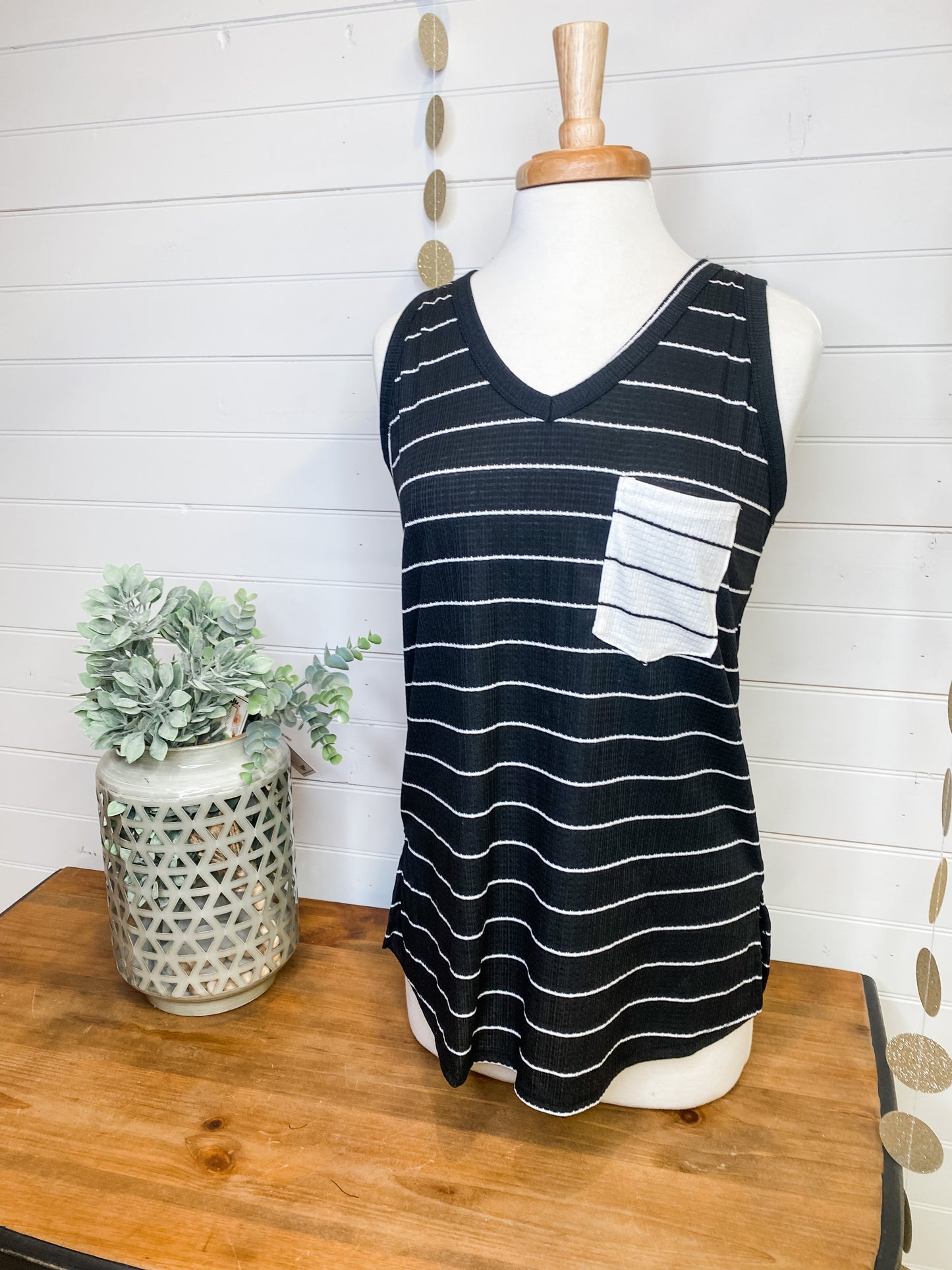 Striped Sleeveless V-Neck Top with Contrast Pocket