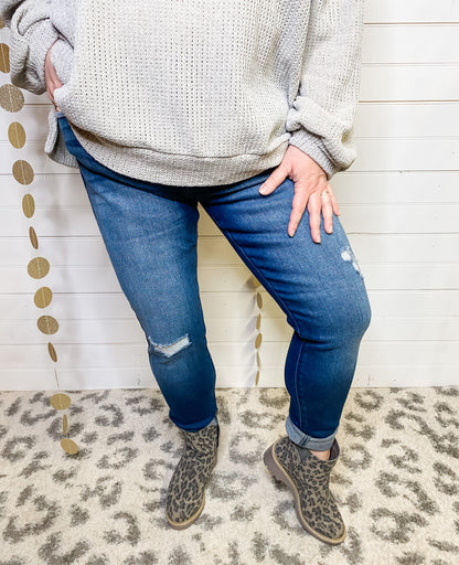 High Rise with Band Detailed Skinny